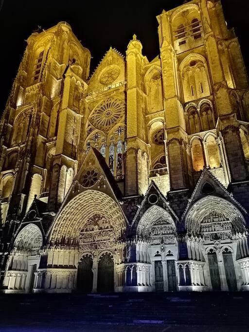 Maison De Ville Bourges Eksteriør bilde